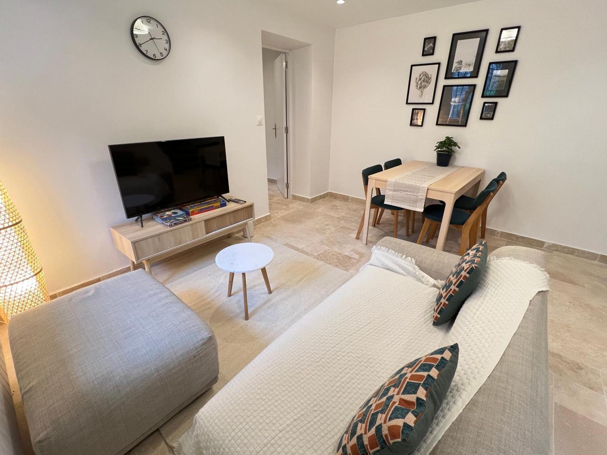 Charming House 2Br, 100M To Rer B Laplace Station Аркёй Экстерьер фото