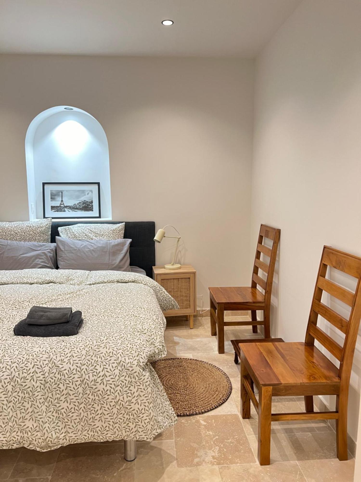 Charming House 2Br, 100M To Rer B Laplace Station Аркёй Экстерьер фото
